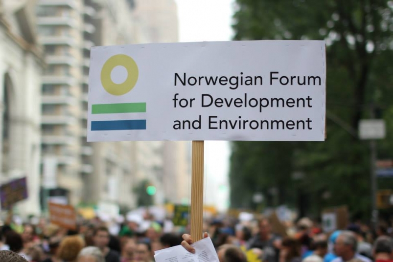 ForUM i klimamarsjen i New York, september 2014.
Foto: Kristin Marie Skaar/ForUM ForUM i klimamarsjen i New York, september 2014.
Foto: Kristin Marie Skaar/ForUM